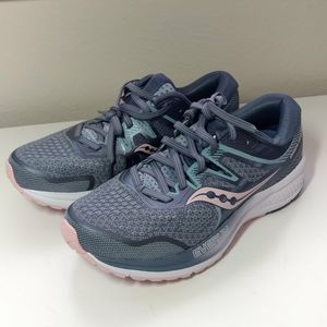 Saucony Omni Running Shoes Women's size 7